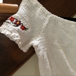 PacSun LA Hearts Off Shoulder White Bandeau Embroidered Crop Top Frill Trim